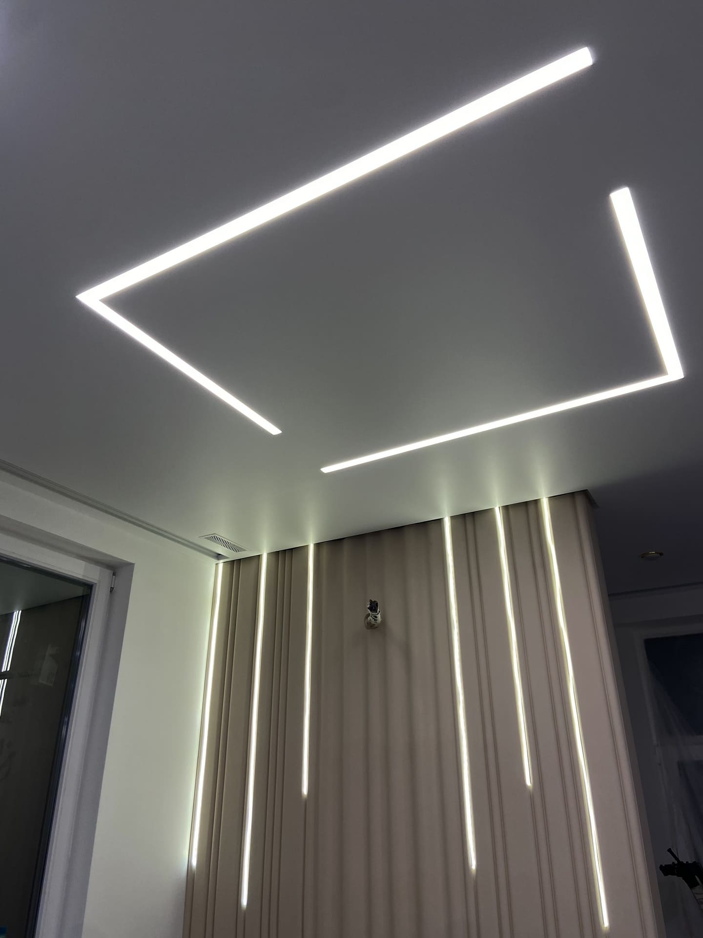 Матовый с подсветкой, Ростов